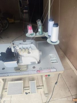 Máquina de Costura Overlock ponto cadeia singer