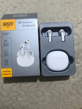 Fones Qcy Aily pods original na Caixa