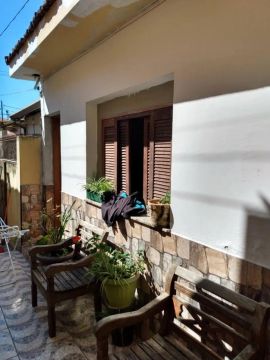 Casa de 3 cômodos no centro de Mogi - Tel 11 9  * zap