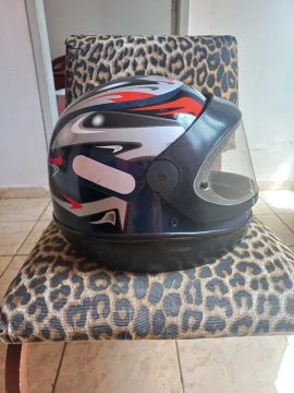 Capacete de Moto - Tamanho 56