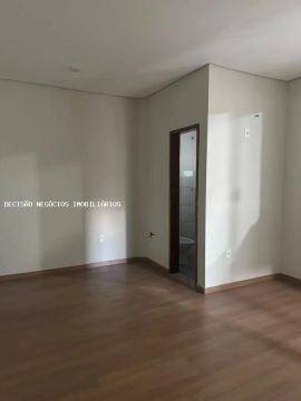 Sala Comercial para Locação em Juiz de Fora, BENFICA, 1 banheiro