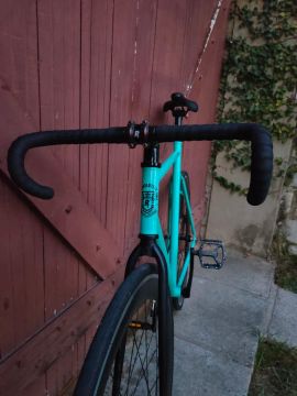 Bicicleta fixa RAF Lina - 58