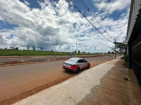 alugo galpão bairro bouganville Sete Lagoas