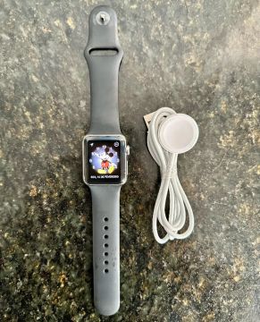Apple Watch 38mm em Aço Inoxidável (Passo Cartão)