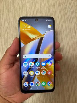Poco M5s
