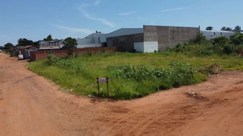 Terreno à venda de frente pra BR!
