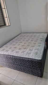 Cama box de casal Umaflex 