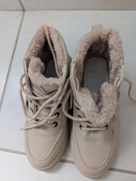 Botas forradas femininas tamanho 39