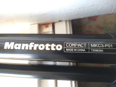 Tripé Manfrotto Compact MKC3-P01