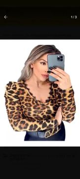 Blusa manga longa bufante preta, onça e zebra.m