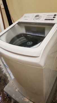 Máquina de Lavar Roupa Automática