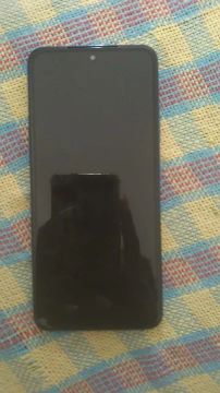 Celular Android com tela de 6 polegadas