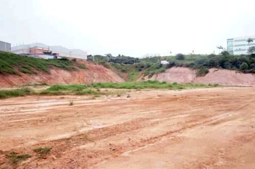 Área Industrial com 19684m² sendo 11550m2 de Platô pronto, em Araçariguama