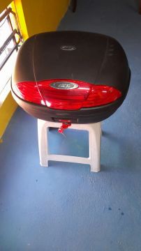 Baú Marca Givi - 3Kg.