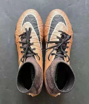 Chuteira Nike Hypervenom Phantom 2