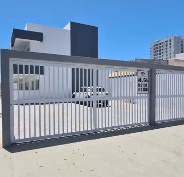 Casa Duplex, 2/4 sendo 1 suíte com varanda, ATALAIA