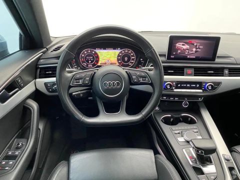 Audi A4 Avant 2019 com teto
