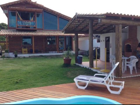 Casa com piscina em itaunas