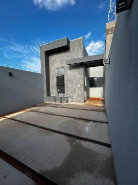Casa 3 quartos 1 suíte Lote 120 m2 Novo Delfino Aceita financiamento