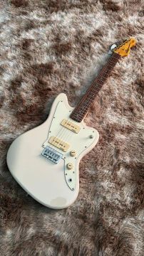 Guitarra Vintage V65H