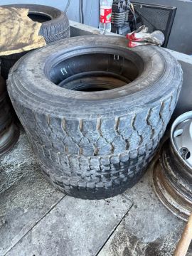 Pneu 295/80 22.5 Tração 
