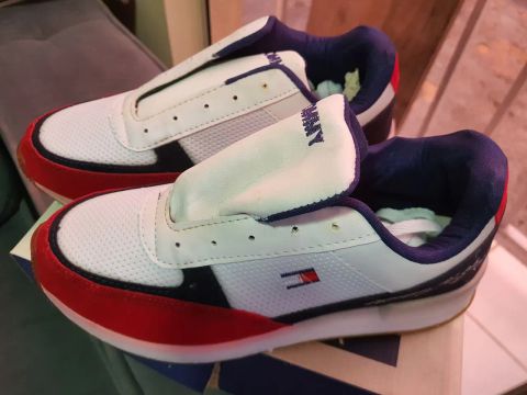 Tênis Tommy Hilfiger Vermelho e Branco