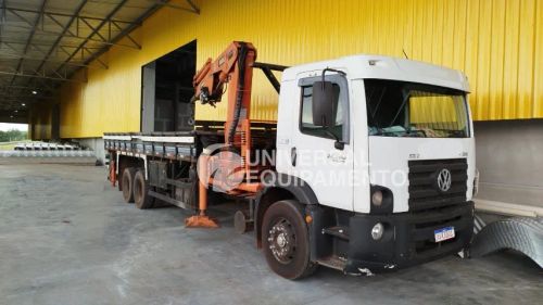 Caminhão Volkswagen 24 280 ano 20012  Com  munck  Argos 43.000