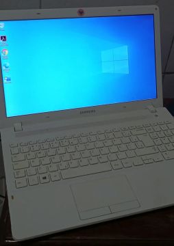 Notebook Samsung i5, 8GB RAM, 1TB.