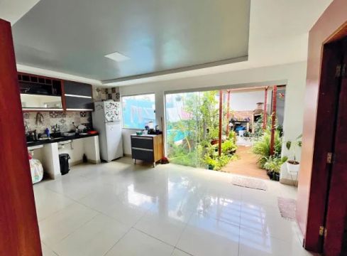 CASA A VENDA NO VINHAIS 