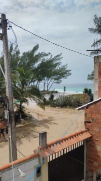 Aluguel temporada casa na praia grande Monte Alto Arraial do Cabo.