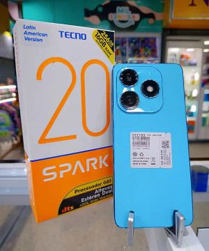 Vendo celular tecno spark 20 foto de ilustração 