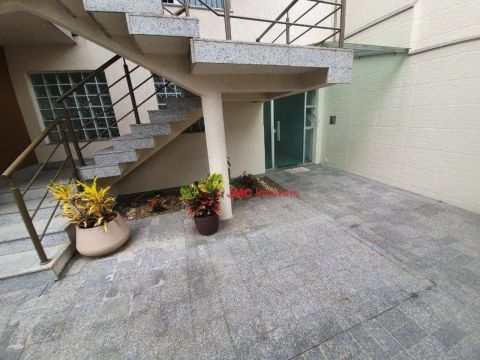 Casa com 4 dormitórios para alugar, 278 m² por R$ 6.488,00/mês - Liberdade - Belo Horizont