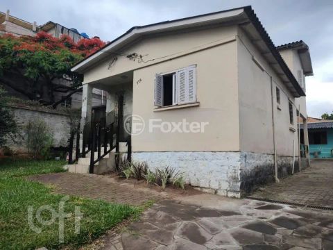 Casa à venda Rua Nove de Junho, Vila São José - Porto Alegre