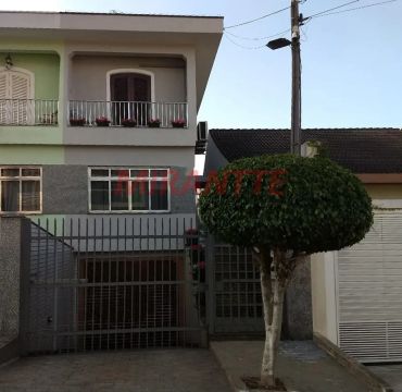 Sobrado de 207m² com 3 quartos em Jardim Dos Pinheiros