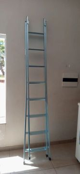 Escada de ferro extensiva