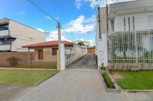 Terreno Comercial/Residencial para Venda no Bairro Bacacheri