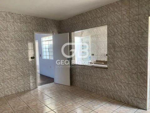 Casa de 3 dormitórios para Locação no Jardim Santa Maria - Jacareí - SP - REF: 9611