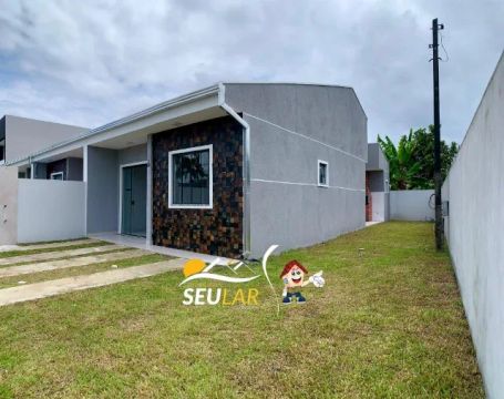Imóvel de esquina com terreno 03 dormitórios. Praia de leste. 