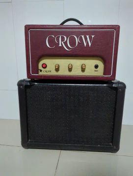 Cubo/amplificador/cabeçote valvulado CROW para guitarra