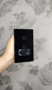 Interruptor inteligente com tomada wi-fi | Frete Grátis