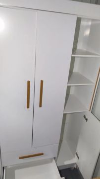 Armário Branco 3 Portas e 1 Gaveta