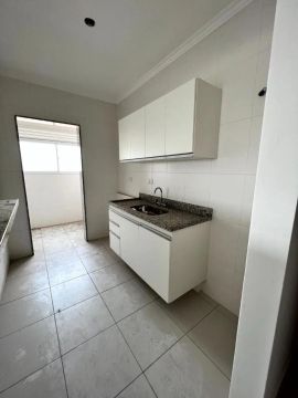 Apartamento com 2 dormitórios para alugar, 60 m² por R$ 3.678,00/mês - Campestre - Santo A