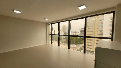 Sala/Conjunto em Estreito