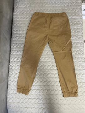 Calça de sarja bege/caramelo tam G