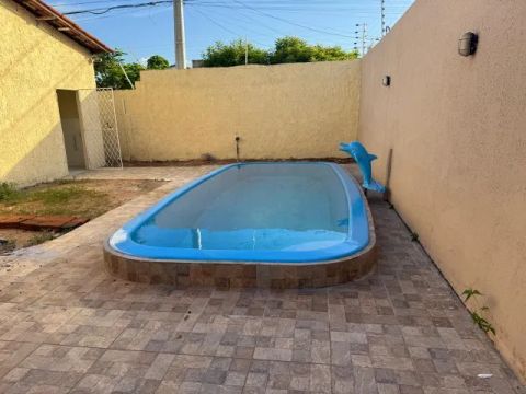 Aluga-se Casa Alto de são Manoel 4/4 piscina