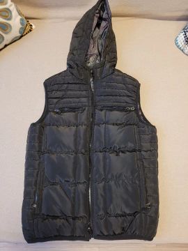 Colete Masculino Reversível com capuz 