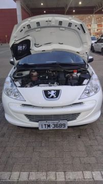 Peugeot 207 1.4 8 válvulas simplesmente zero 