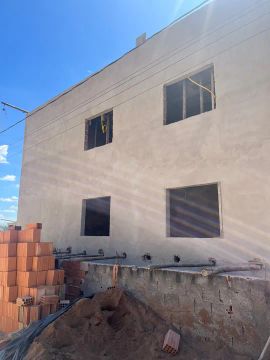 Vende-se ou troca apartamento em obra 