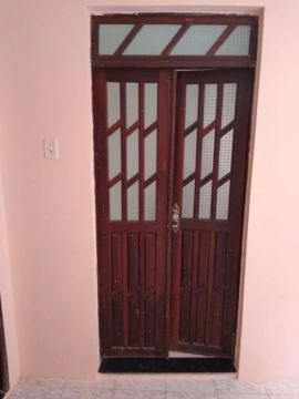 Aluga -se Casa em Cosme de Farias 