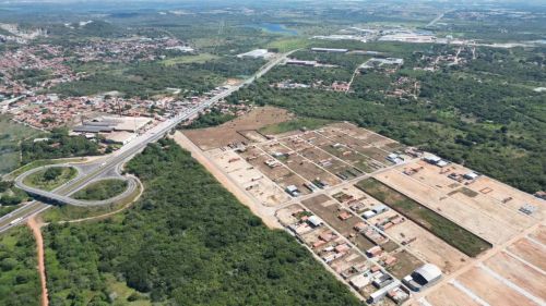 Lotes às margens da BR 116 em frente a entrada de Itaitinga